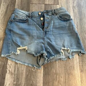 Size 9 women’s jean shorts